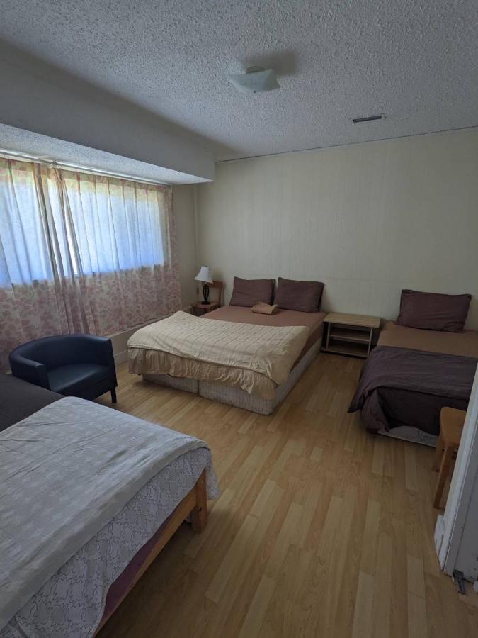 Vancouver Backpacker House - 10 Min Walk To Metrotown Skytrain Station Burnaby Exterior foto